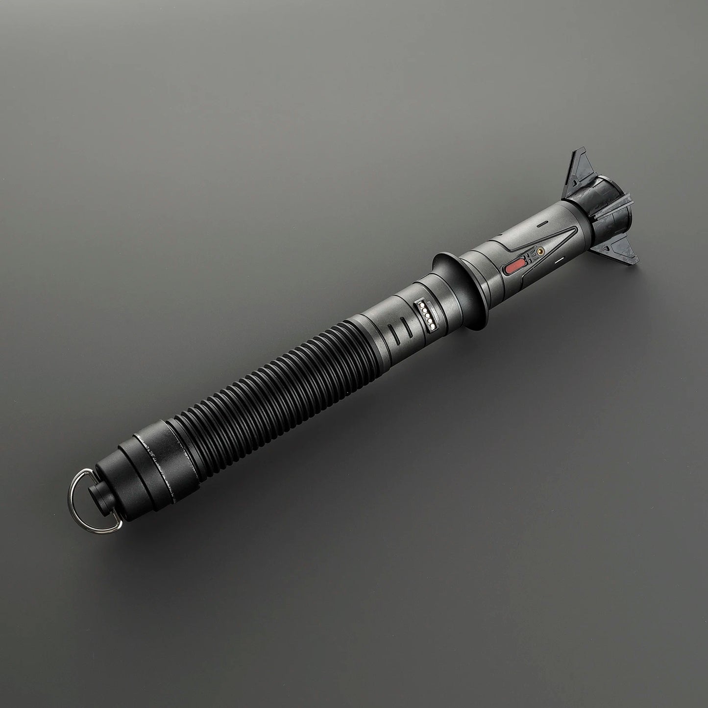 DamienSaber Baylan Skoll Lightsaber Xeno Heavy Due